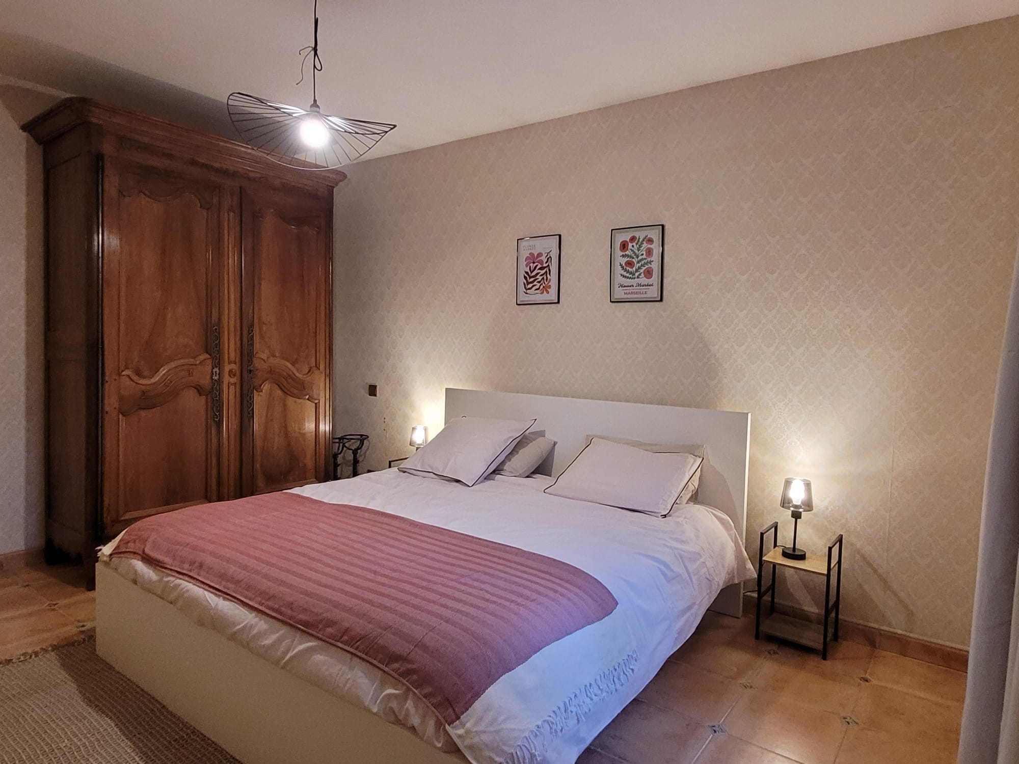 Chambre rez-de-chaussée